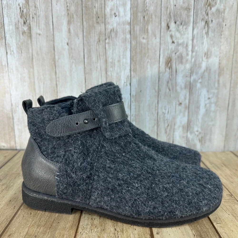 Bearpaw‎ Solstice Ankle Boots Gray Wool Blend Faux Leather Strap Winter Shoes